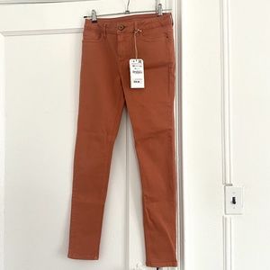 ZARA❤️NWT Terracotta color Jeans Size 4